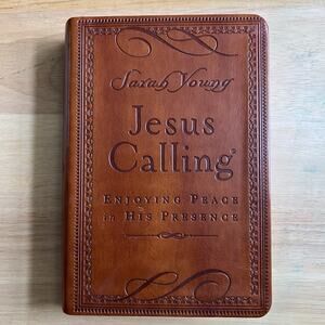Jesus Calling Enjoying Peace in His Presence Deluxe Ed Sarah Young Devotional